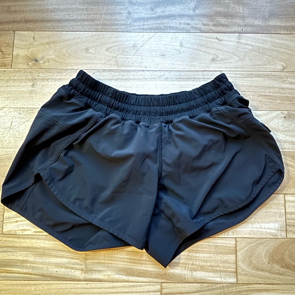 Lululemon Shorts 2.5"